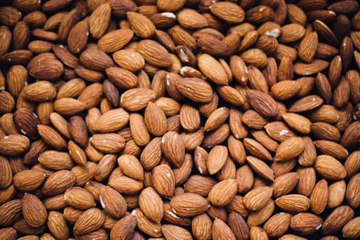 Natural whole almond origin USA - California